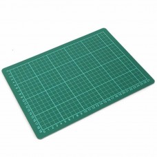 Cutting Mat — A4 Size, 305 x 229mm (Item No: B12-14) A1R3B173